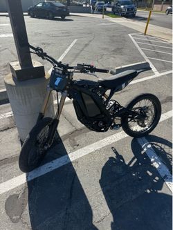 Surron lbx (price is negotiable)