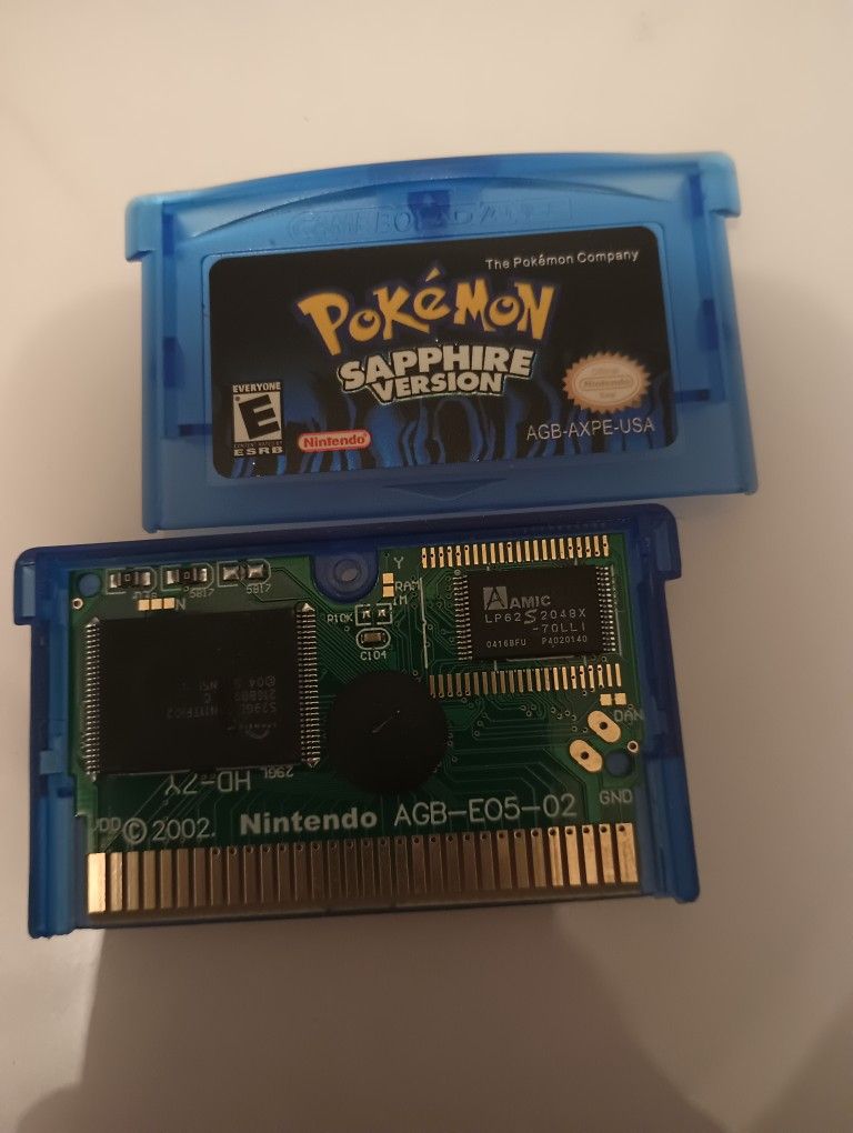 2002 Pokemon Sapphire Version 