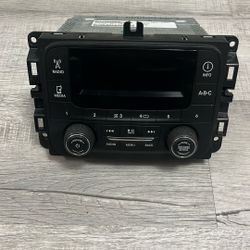 2014 Ram 2500 Radio 