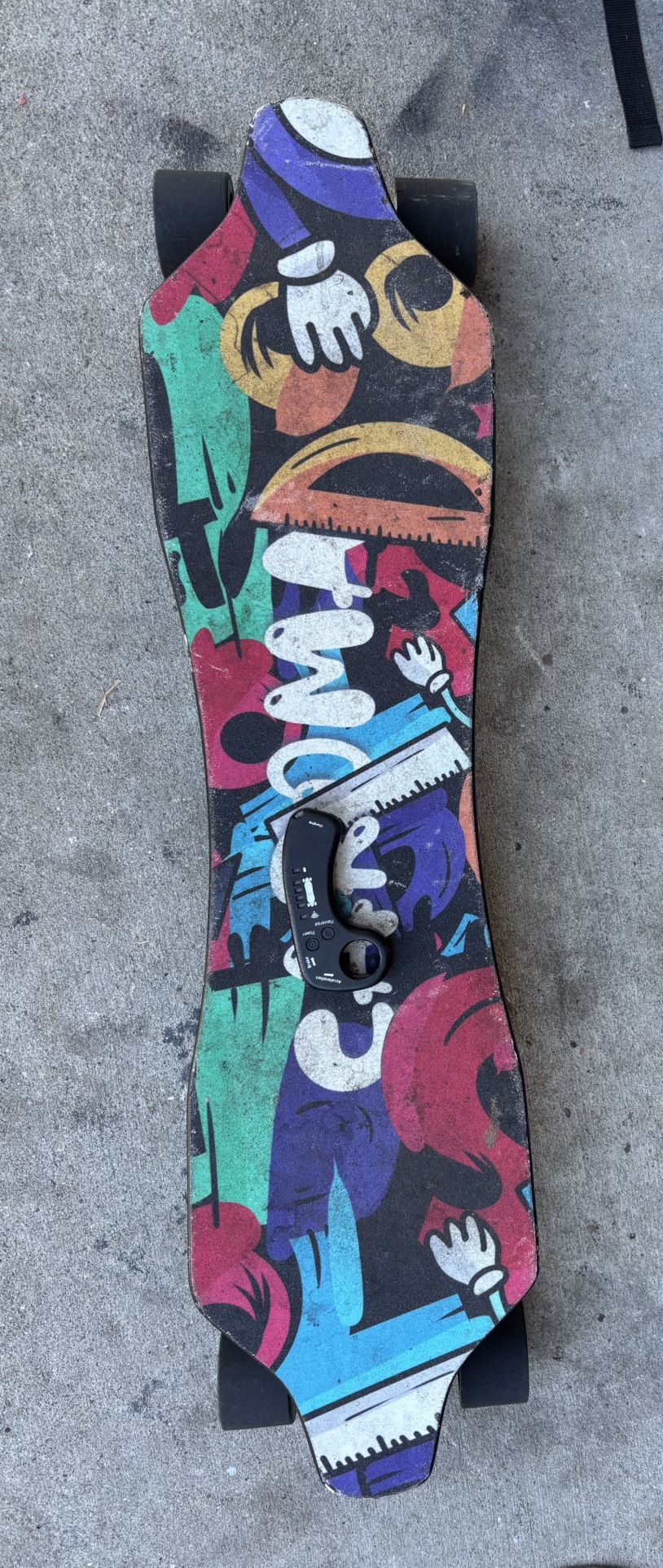 Caroma Electric Skateboard