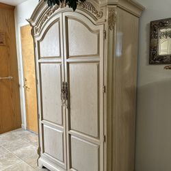 Thomasville Armoire/Cabinet Reduces To $150
