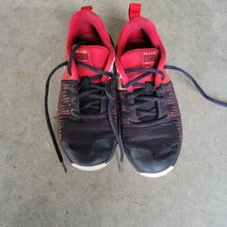 Boys Nike Basketball Shoes 4.5Y