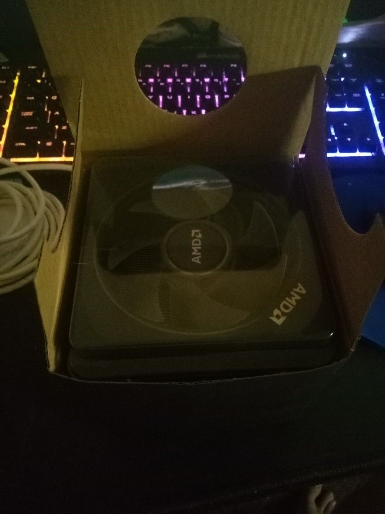 AMD Wraith Prism RGB Cooler