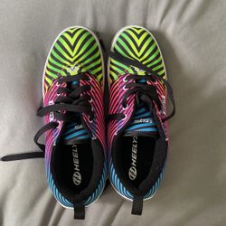 Heely’s Size 7