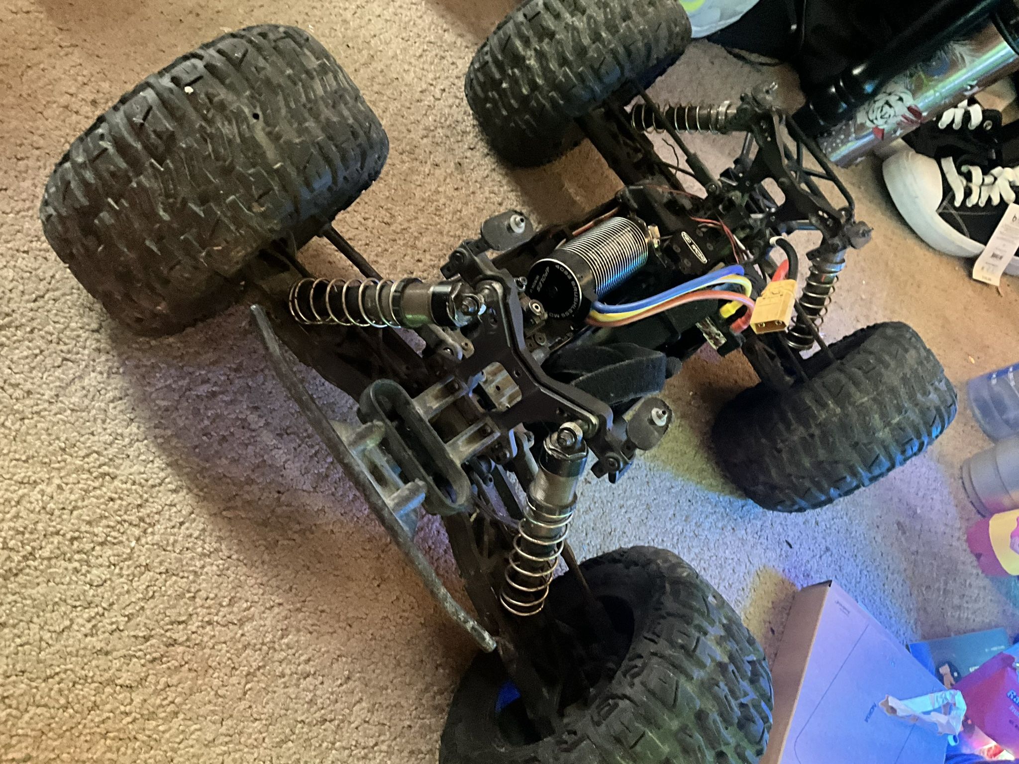 Tekno Mt410 ARTR With Tons Of Upgrades 