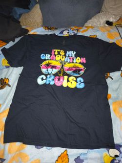 It's My Graduation Cruise Graphic T-Shirt