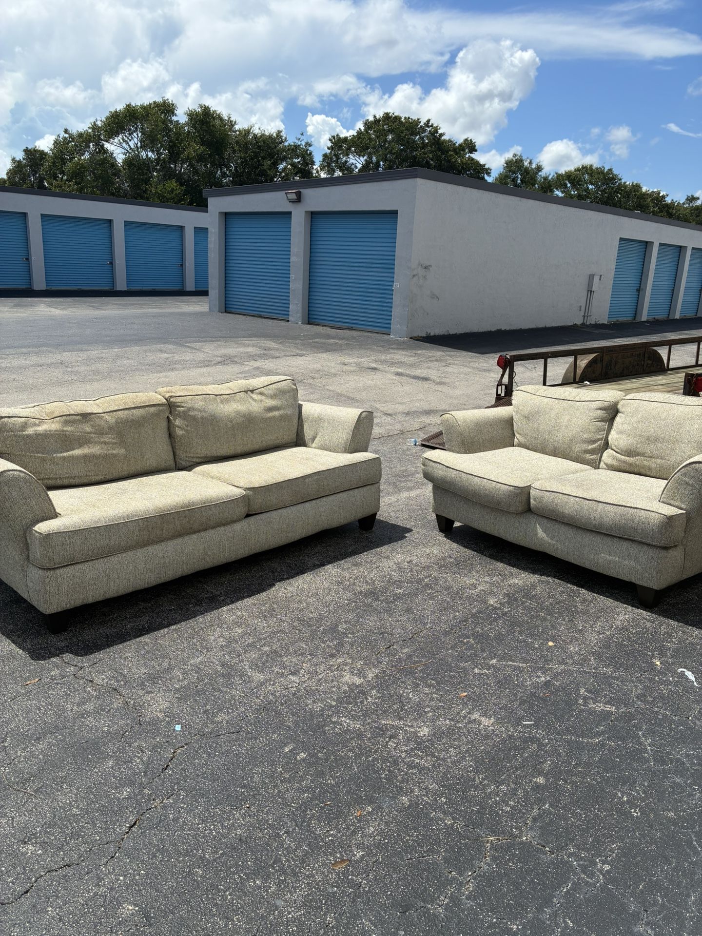 Sofa Set