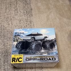Tesla Cyber TruckRemote Control Car 1:18 Amphibious RC Cars 4WD All Terrain Off-Road Pickup 2.4GHz
