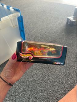 Hotwheels McDonalds Bill Ellington Fid Taurus scale car