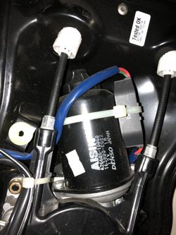 Toyota Sienna right sliding door motor 2006