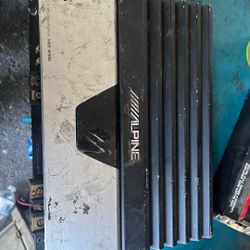Alpine Amplifier 