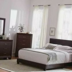 Dorian 4Pc Queen Bed Set