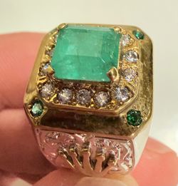 Natural Emerald Ring