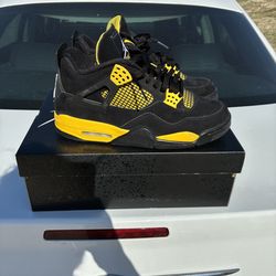 Jordan 4’s