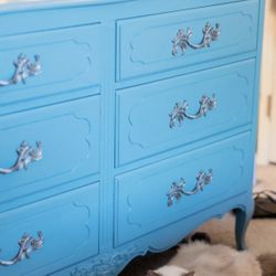 6 Drawer Dresser