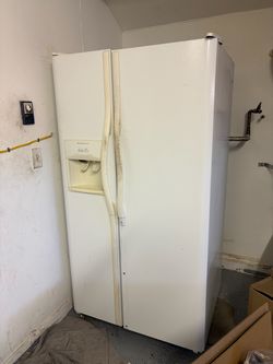 REFRIGERATOR FOR SALE