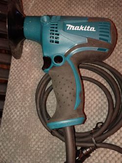 Makita GV5010 disc sander. Corded