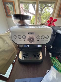Magia Espresso Machine(with grinder and milk frother) + Keurig with purchase
