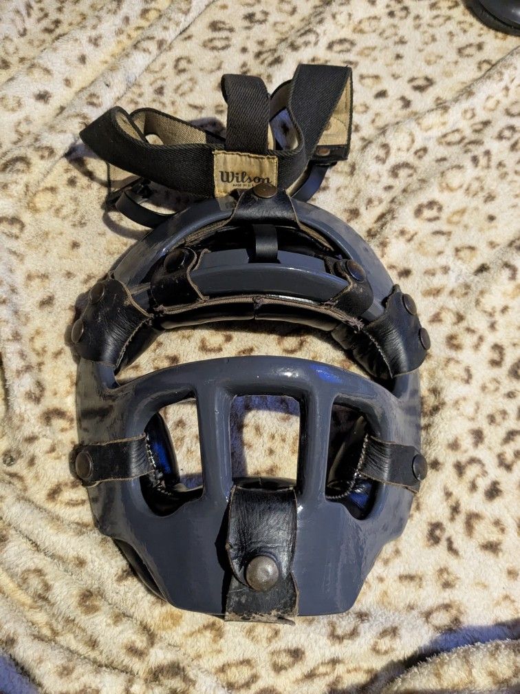 Vintage 1960's Wilson Catchers/Umpires Mask