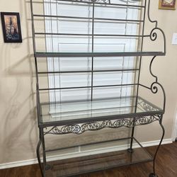 Bakers rack - 3 shelved 