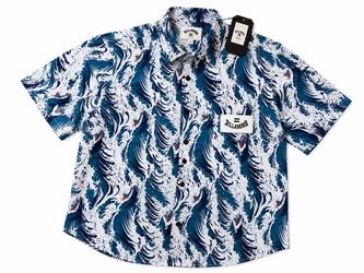 New Billabong Men’s Wave & Shark Shirt – Size Medium