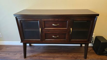 Ashley Furniture Dining Server / Buffet, Merlot Finish