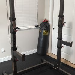 Hoist Weight Squat Rack