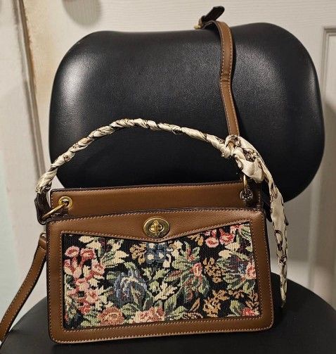 Coach Crossbody DUPE