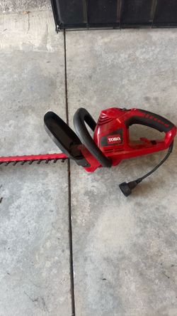 Toro hedge trimmer