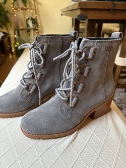 Sorel Boots Women Size 6