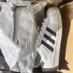 Adidas Superstar Size 9.5 Men 