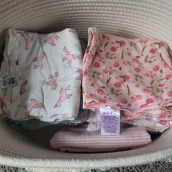 12 Baby Swaddle Blankets