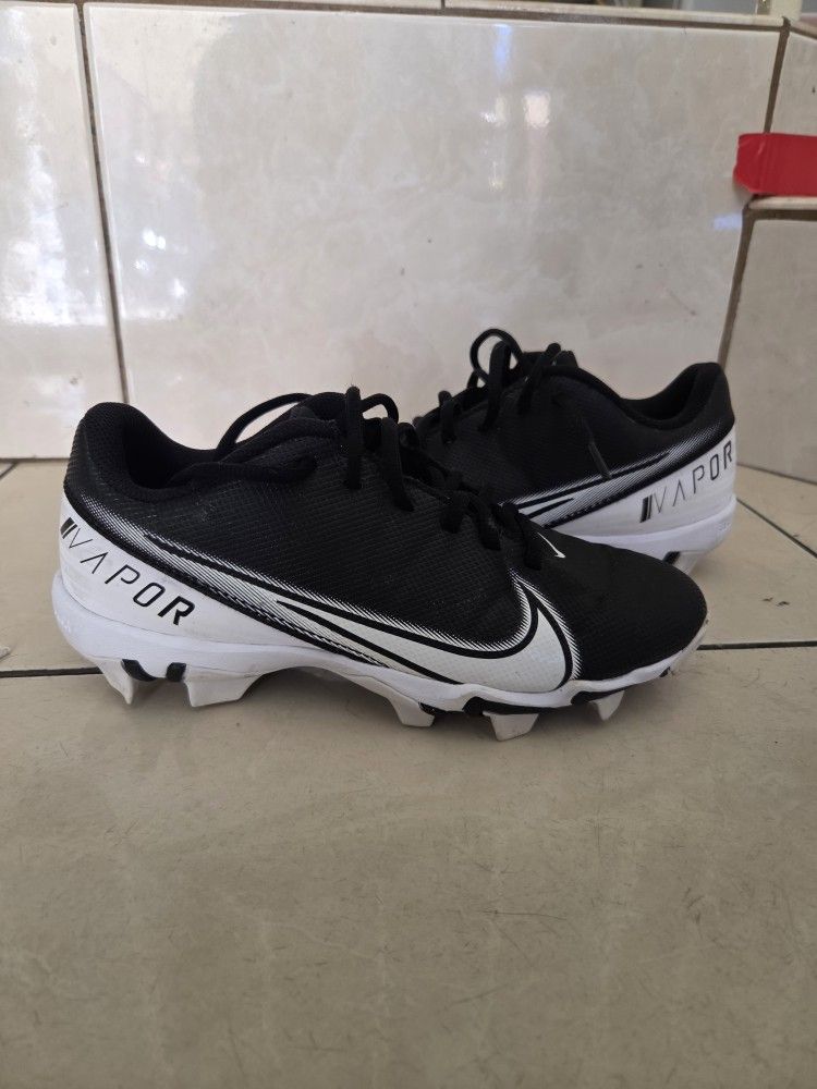 Size 5.5 For Indor Soccer