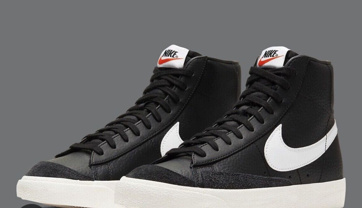 Black Nike Blazers