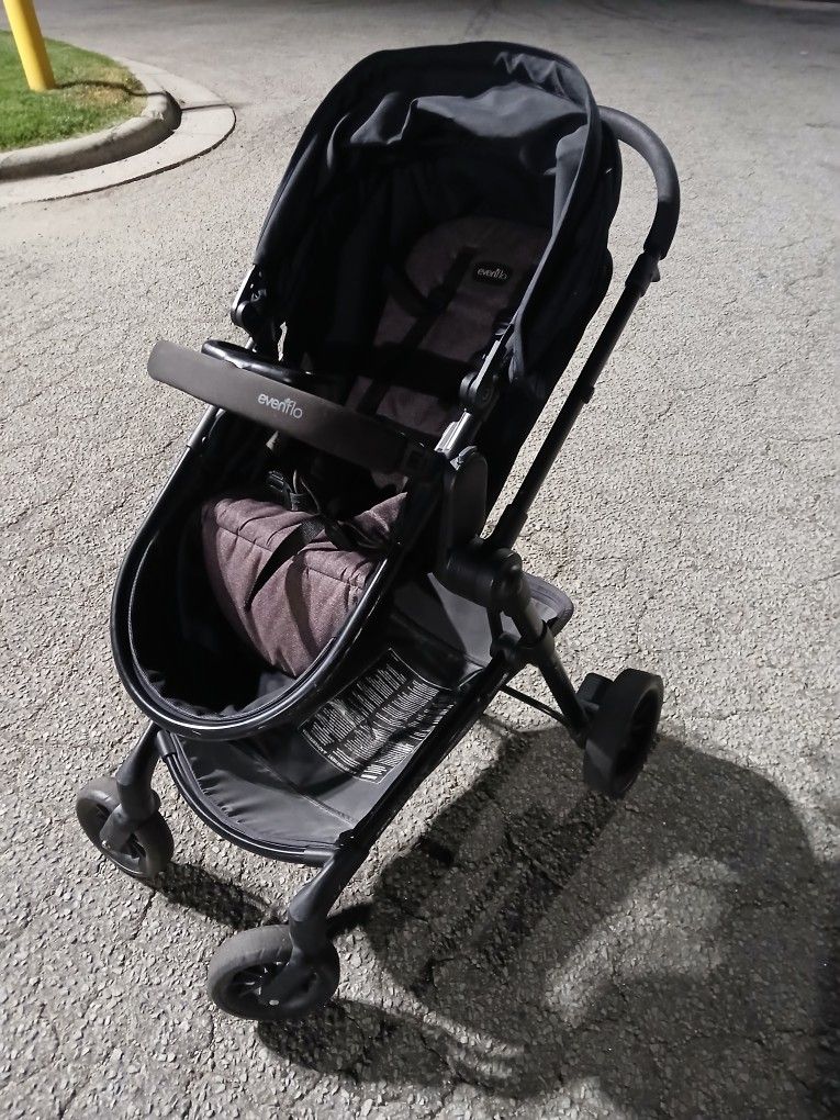 Evenflo Pivot Stroller