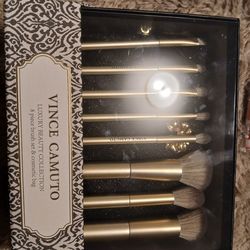 Make up brushes & a make up bag