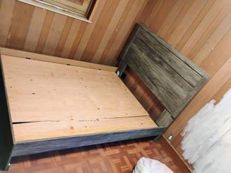 Queen size bed frame