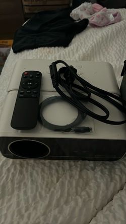 DBPower Projector