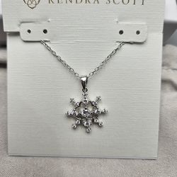 Kendra Scott Silver necklace