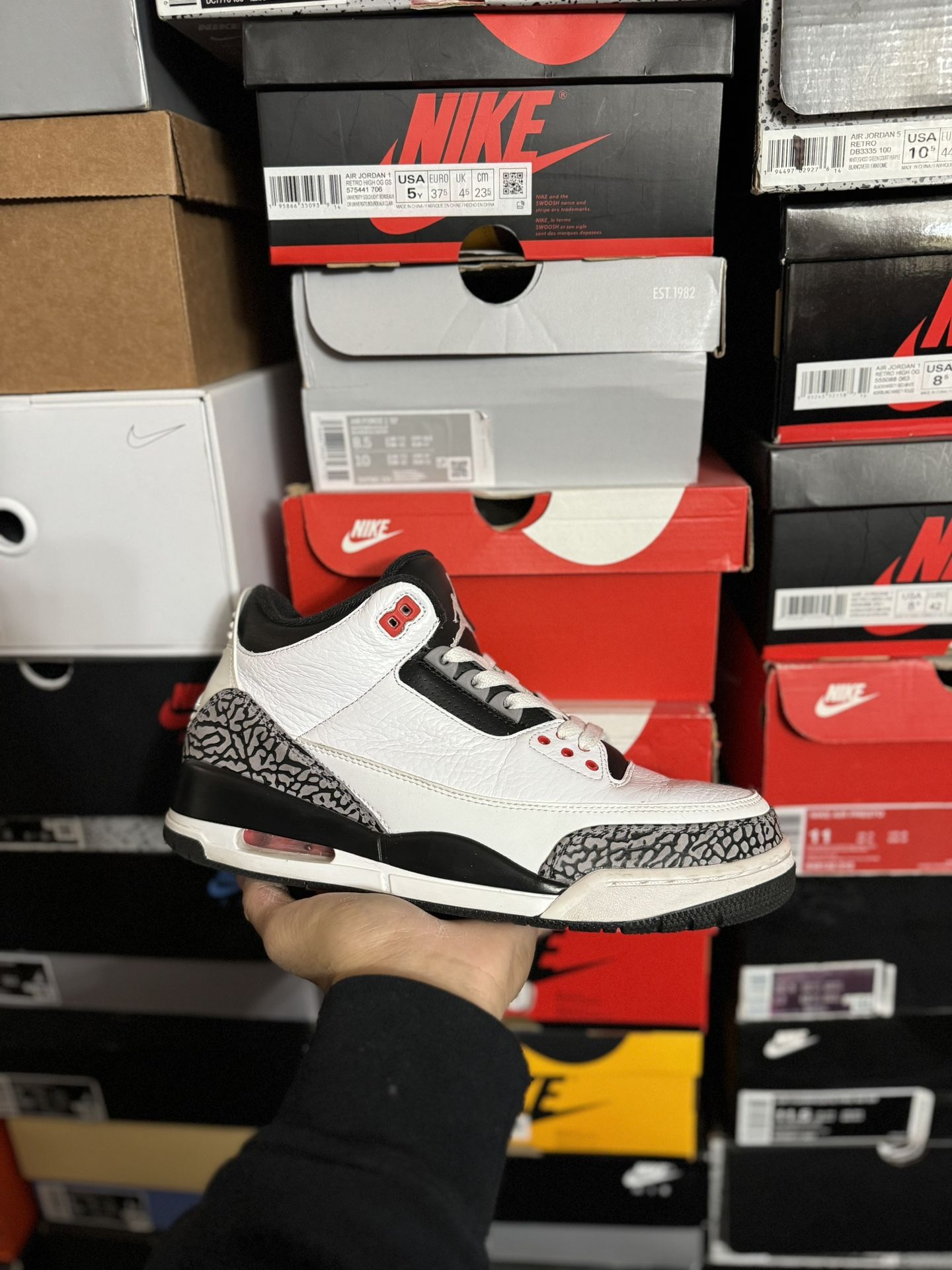 Jordan 3s Infrared 23 size 9 VNDS