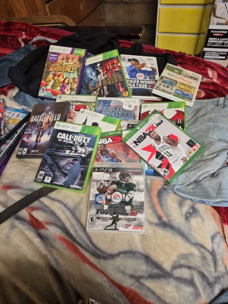 Assorted Video Games Ps3 And Xbox Games And Wii Games