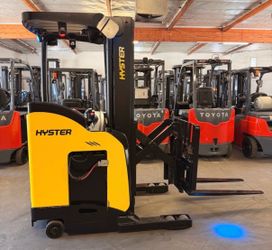 2020 Hyster Reach Truck Forklift