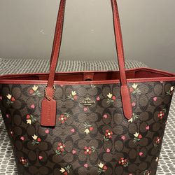 Coach Tote