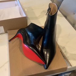 Christian Lounboutin Size 36 Women