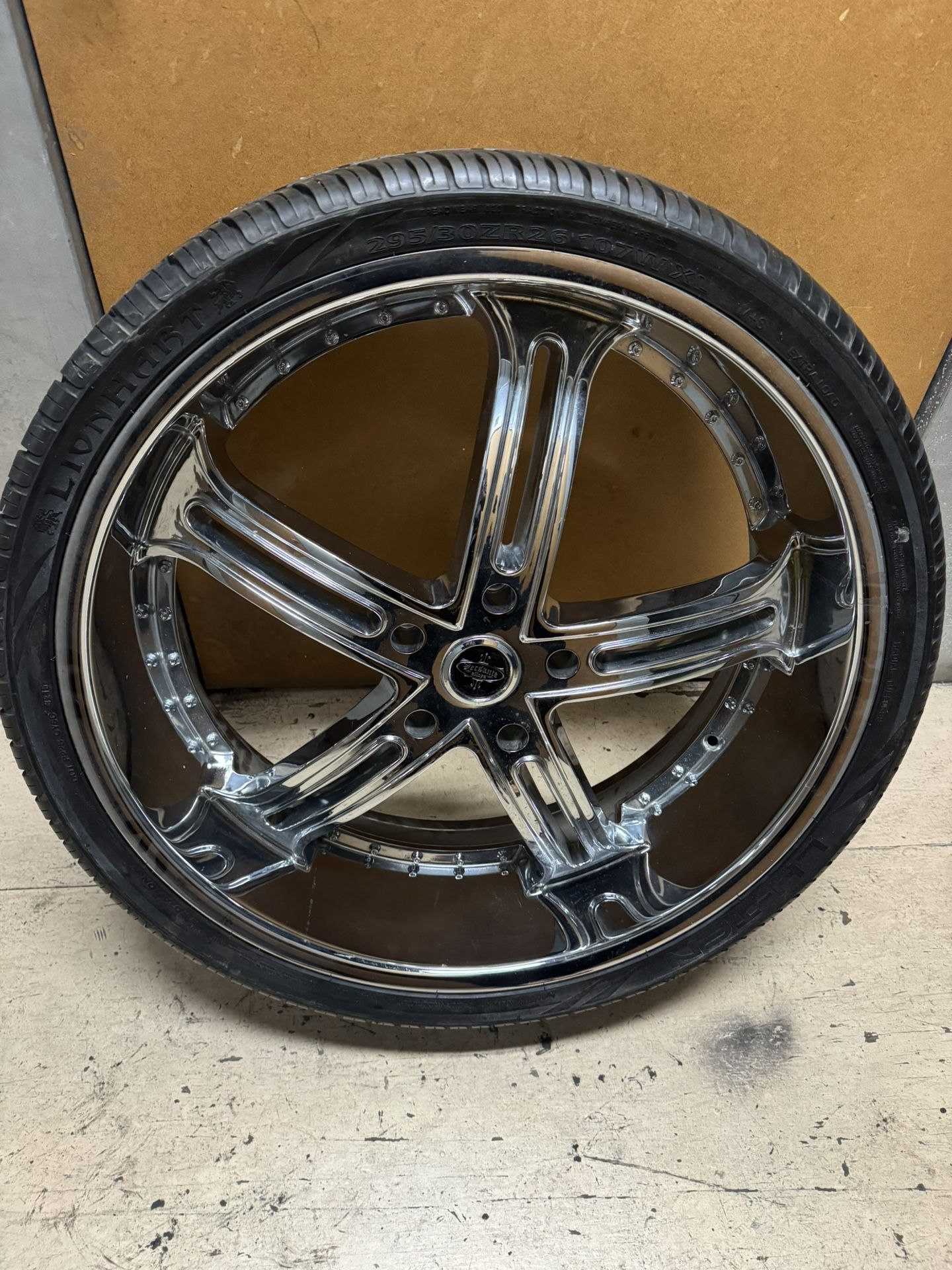 Rines Para Troca Cinco Hoyos 295/30ZR26107WXL