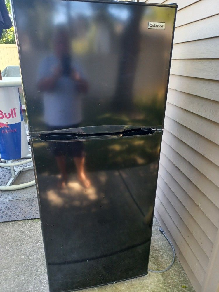 Criterion Fridge..Black