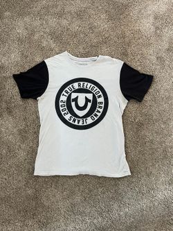 White and black t shirt size XXS
