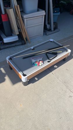 Mini Pool Table
