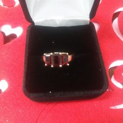14K Gold Ring set with 3 Garnets