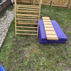 Jungle gym and mat